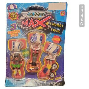 AIR MAX POCKET PACK - PARACHUTE TOYS